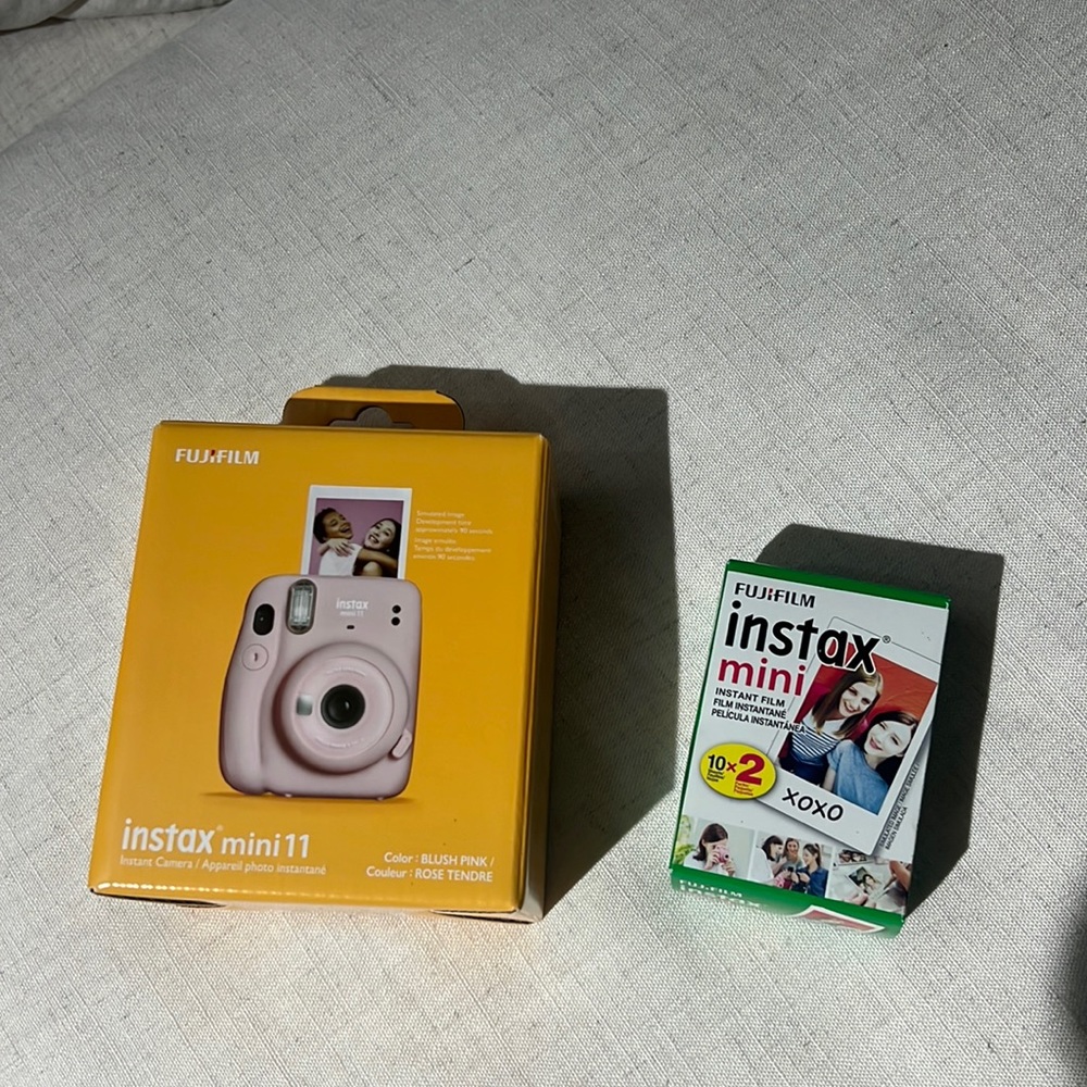 Instax mini 11 instant camera pink + film